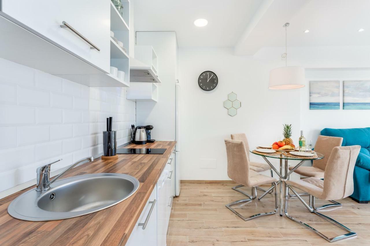Apartamento Sea View First Line Mediterráneo 7 By Rafleys Marbella